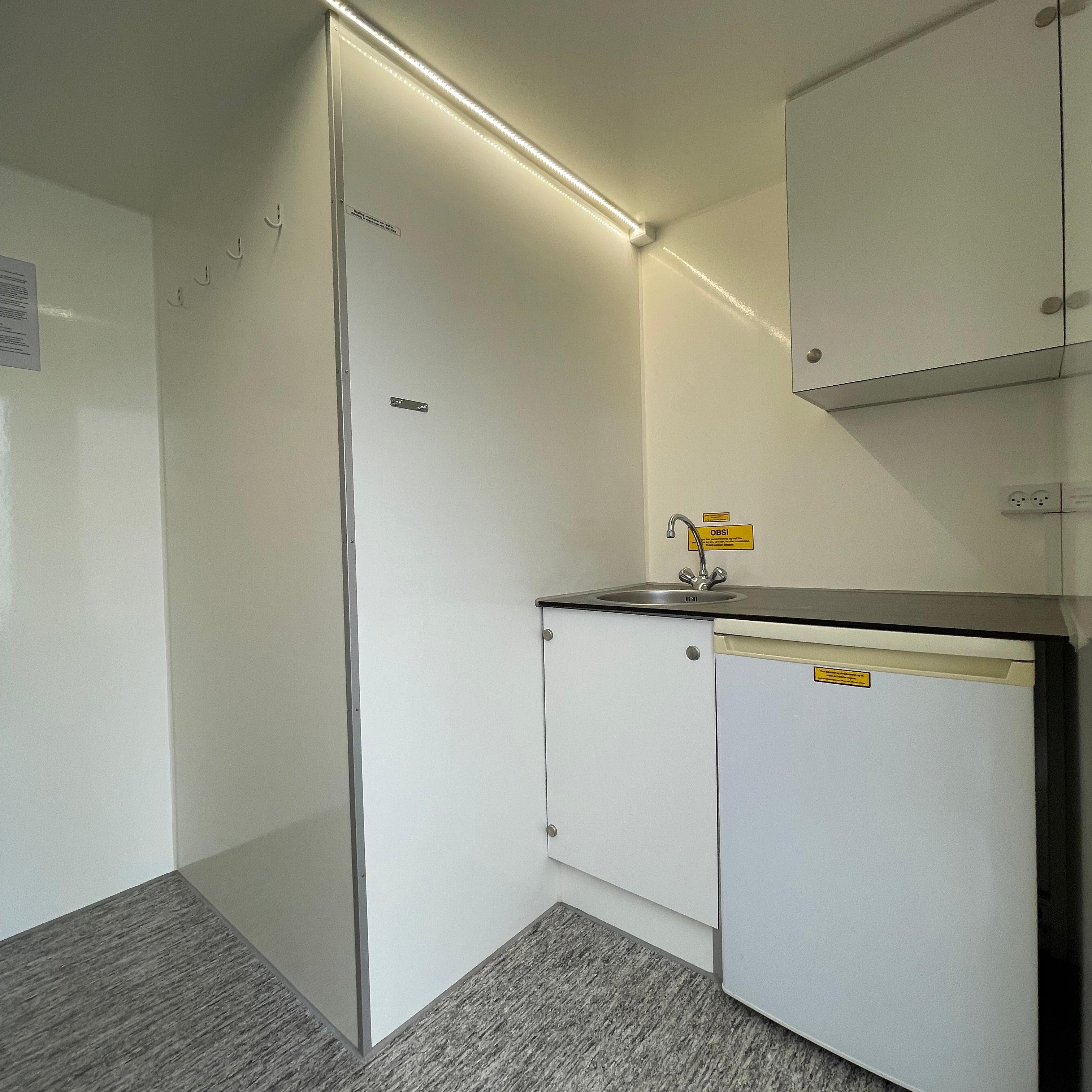 Aðstöðuvagn 4 manna (skrifstofu- og starfsmannavagn) – Scanvogn Type 320