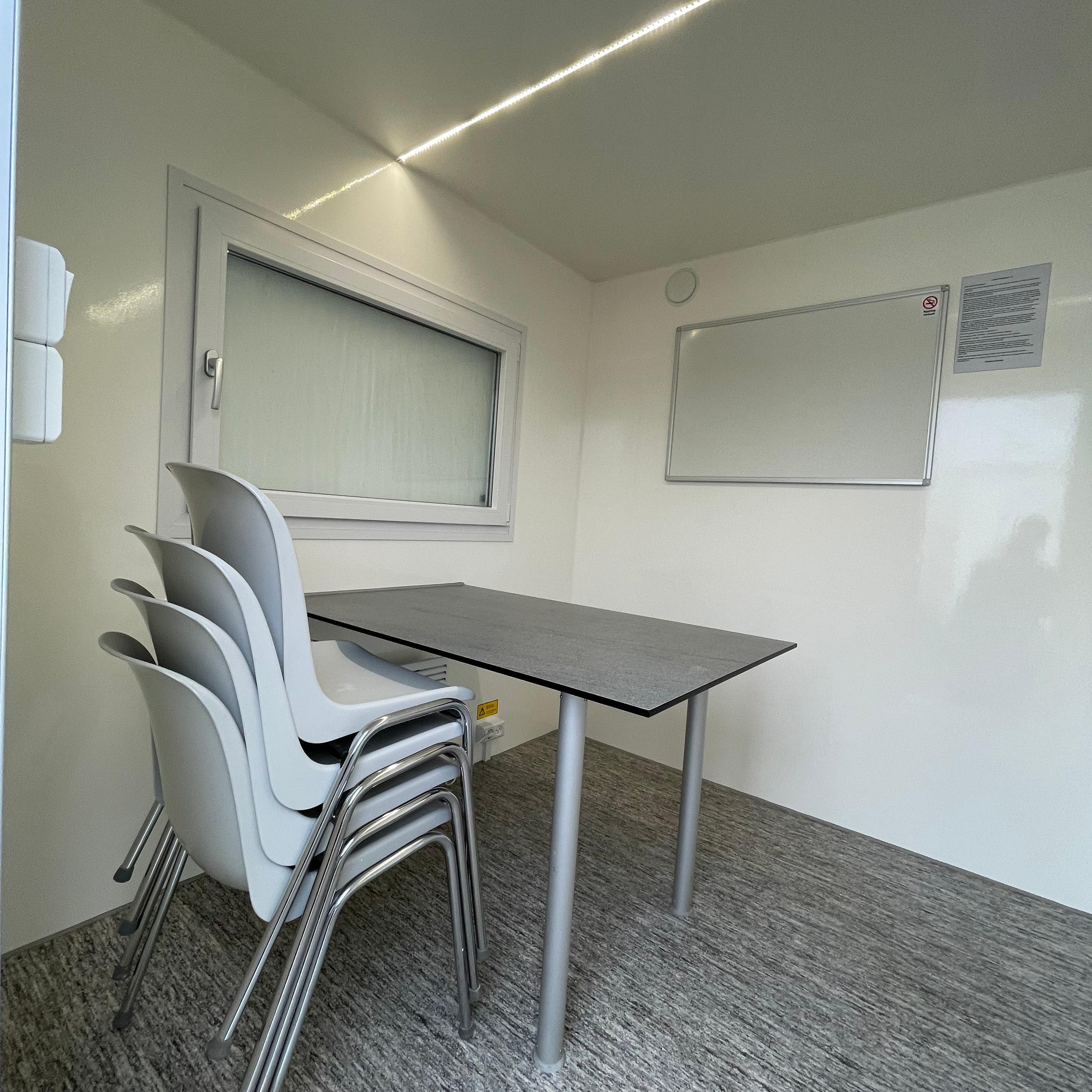 Aðstöðuvagn 4 manna (skrifstofu- og starfsmannavagn) – Scanvogn Type 320