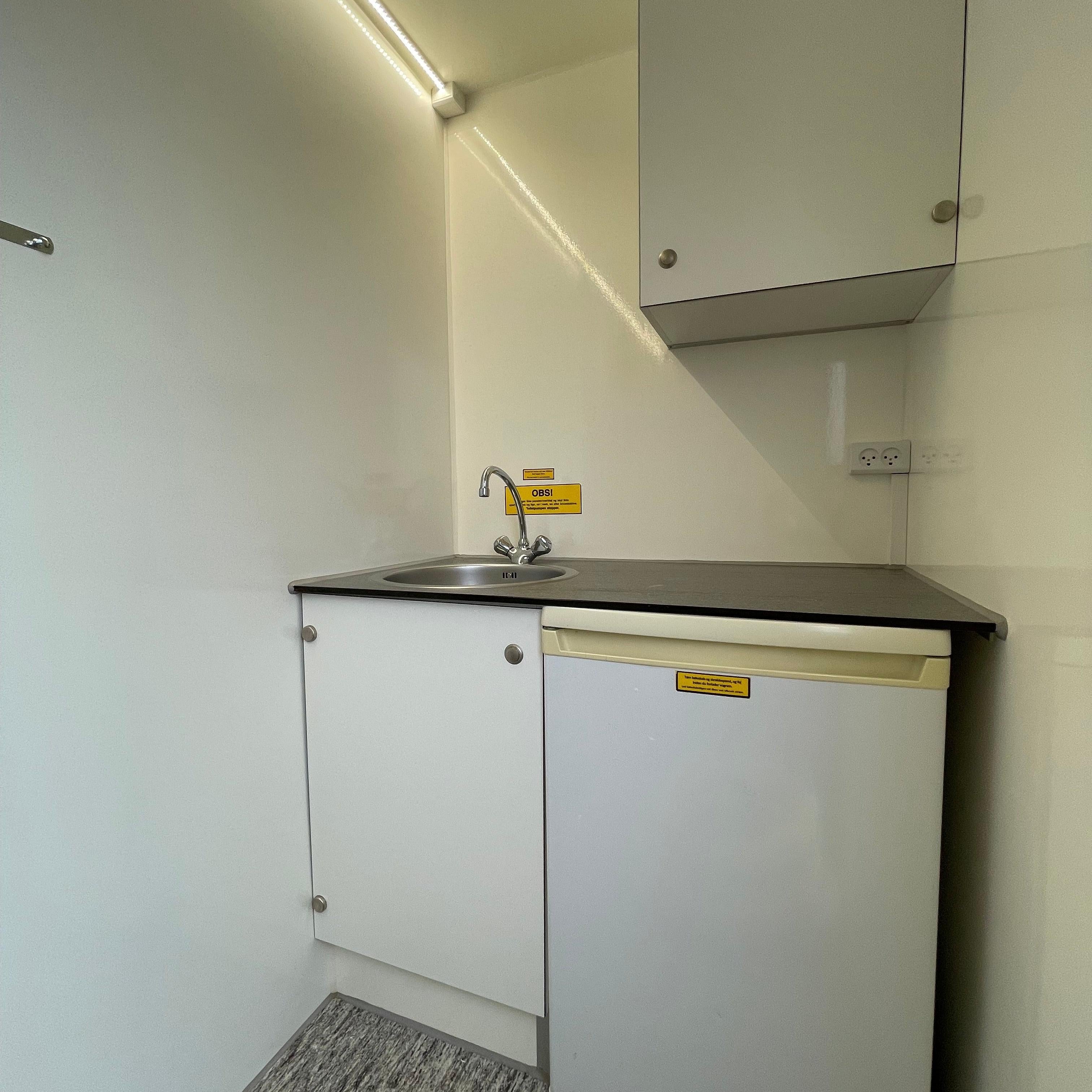 Aðstöðuvagn 4 manna (skrifstofu- og starfsmannavagn) – Scanvogn Type 320